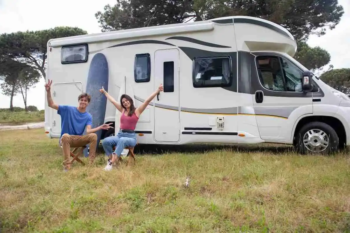 benefits of campgrounds with rv hookup