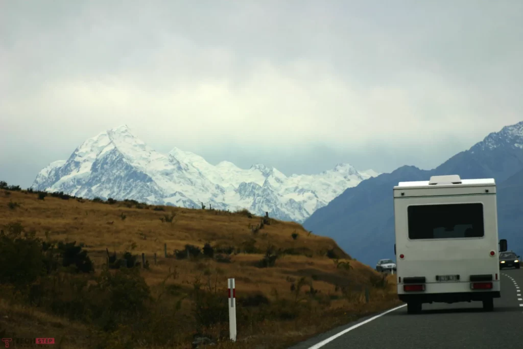 How Much Weight Is Towing a RV